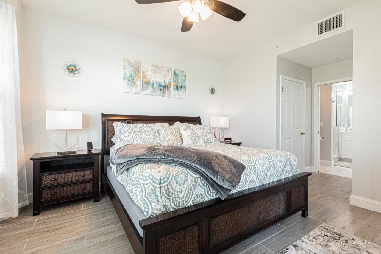 Greenlinks At Lely Luxury White Orchid Fully Renovated Modern 1St Floor 3Bdr Golf Resort Villa Naples Exterior photo